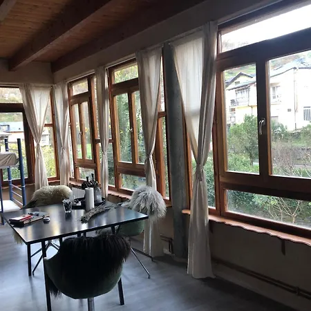 Hostel Casa Cantadora *