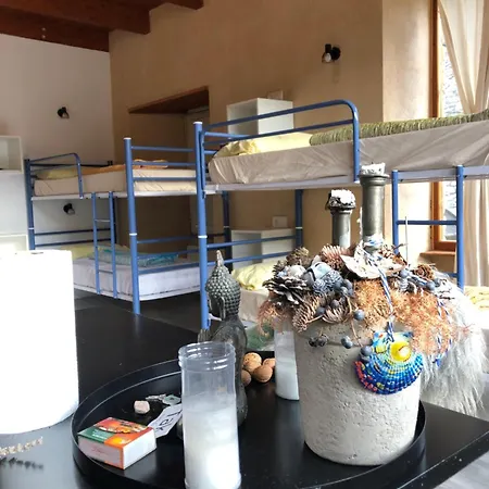 Casa Cantadora Hostel Ambasmestas